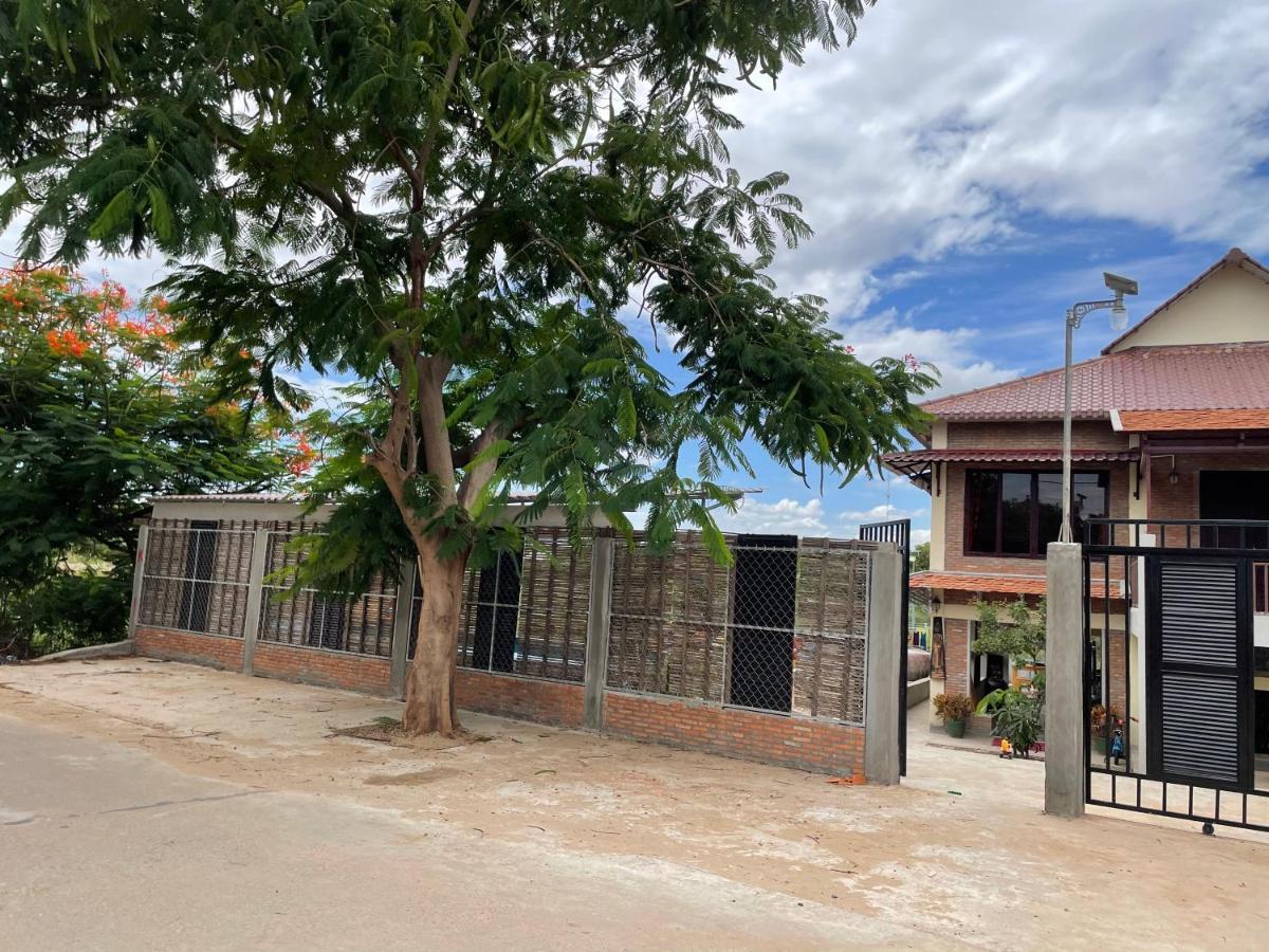 Silk Island Homestay Phnom Penh Extérieur photo