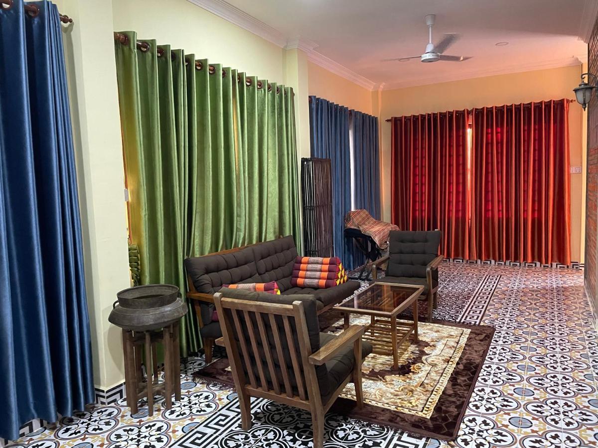 Silk Island Homestay Phnom Penh Extérieur photo