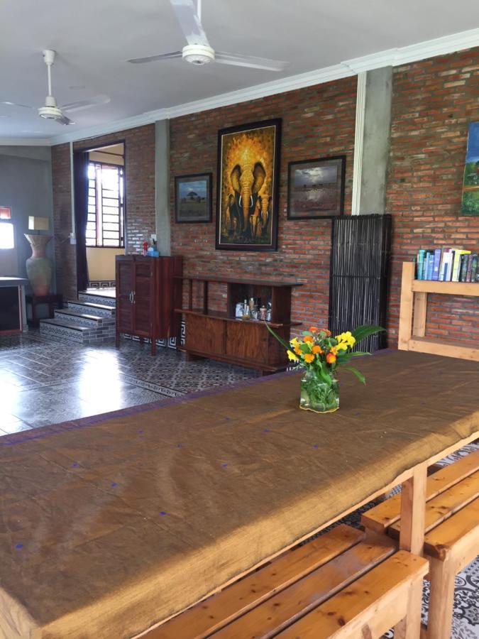 Silk Island Homestay Phnom Penh Extérieur photo
