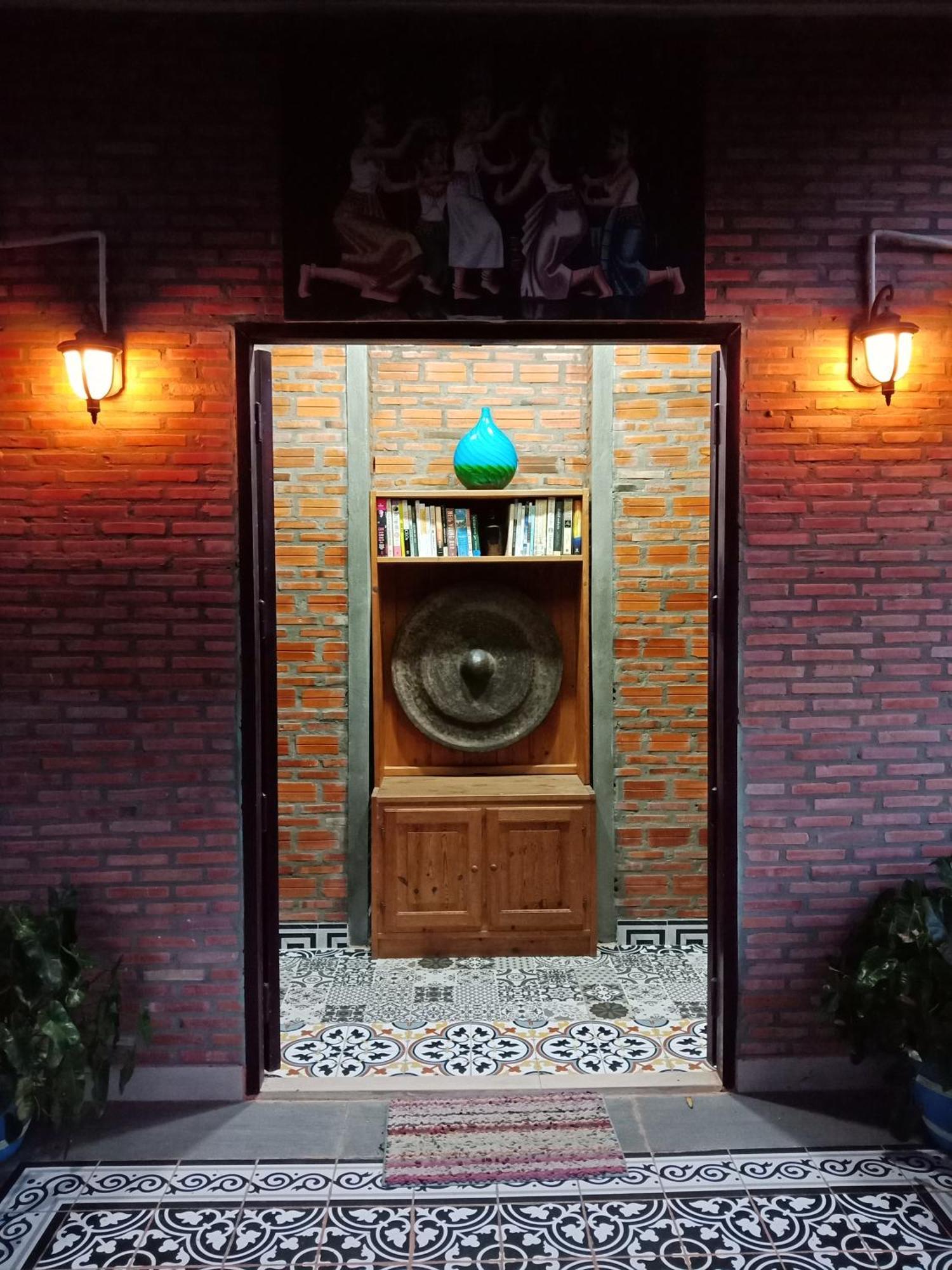 Silk Island Homestay Phnom Penh Extérieur photo