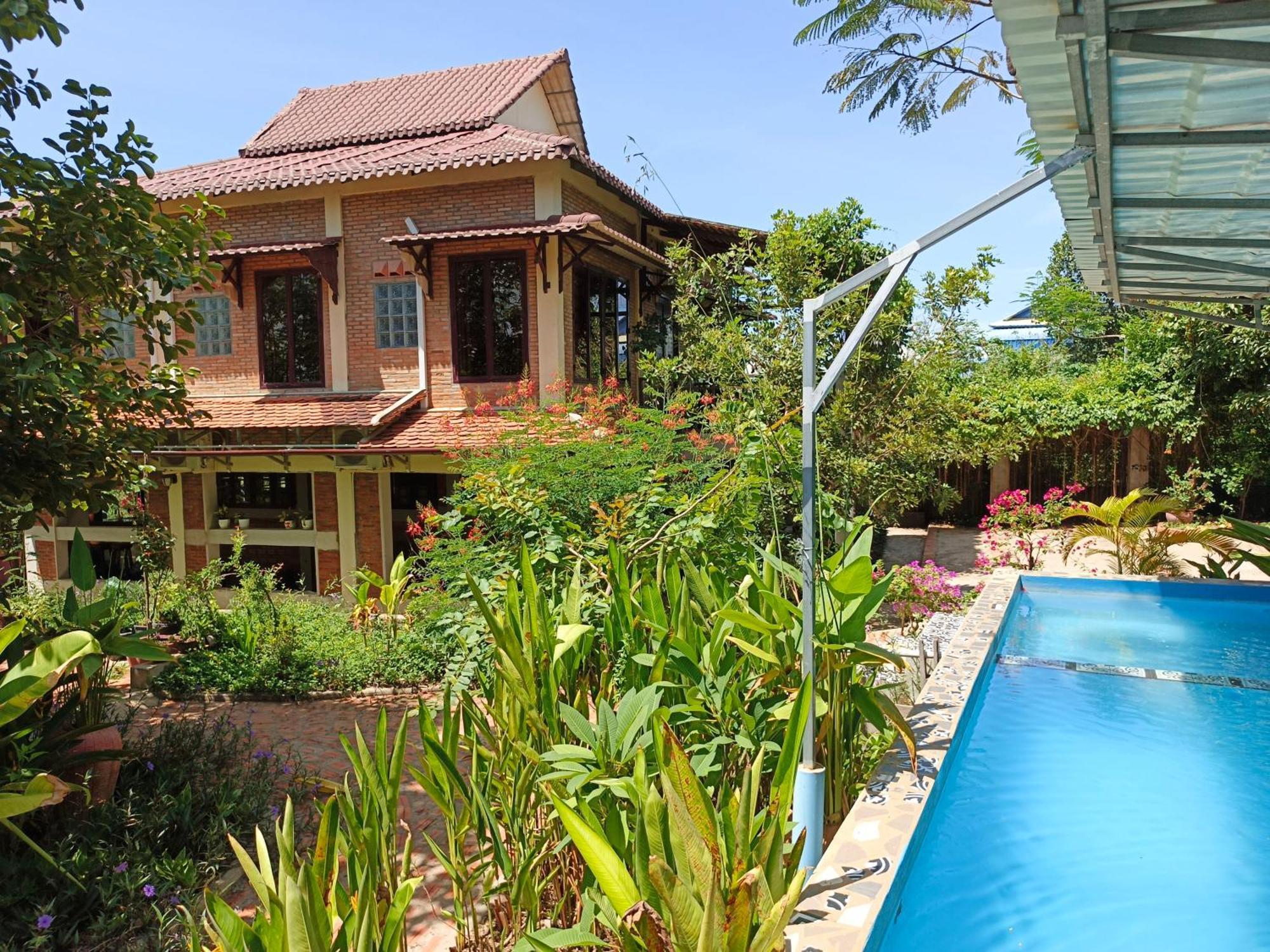 Silk Island Homestay Phnom Penh Extérieur photo